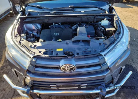 2017 Toyota Highlander Se z USA, uszkodzony, nr VIN 5TDJZRFHXHS387189